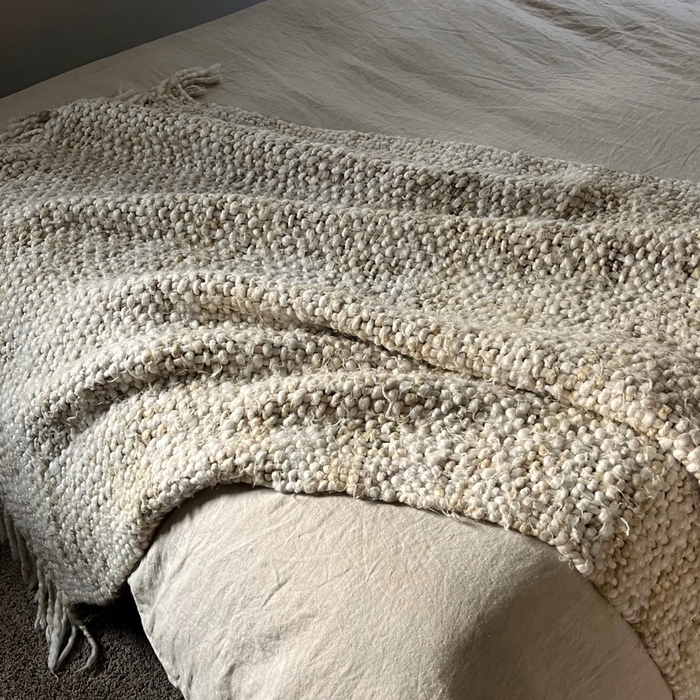 West Elm Chunky Knit Popcorn Loop Throw Blanket Cream Ivory Boho 50x60